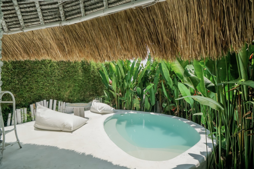 Bungalow with Private Pool 5