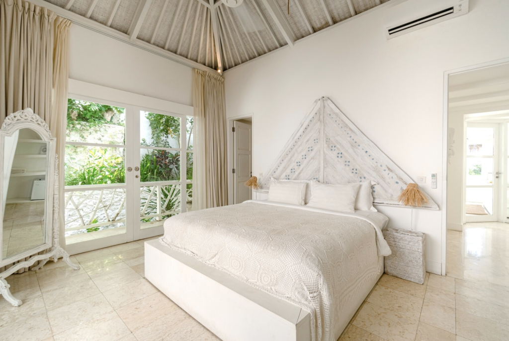 White Dream Suite 1