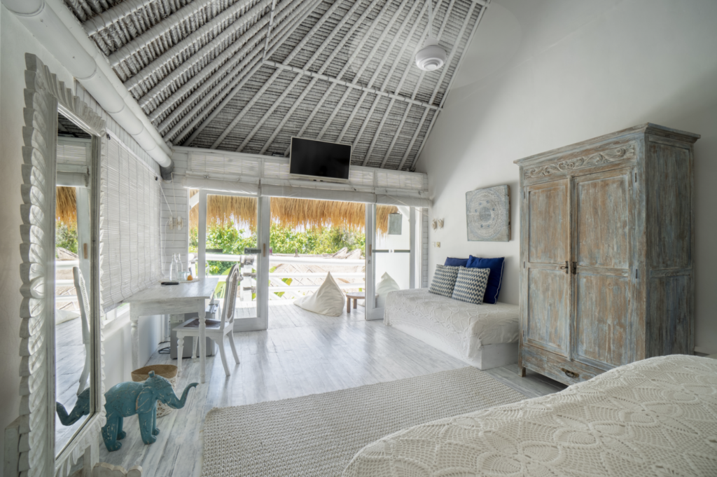 Premier Double:Twin Bungalow 3