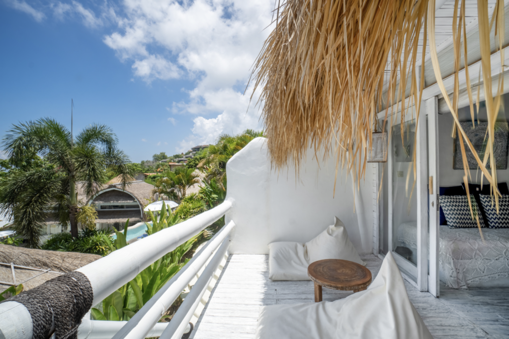 Premier Double:Twin Bungalow 6
